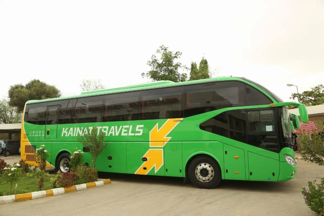 Kainat Travels bus — photo 3