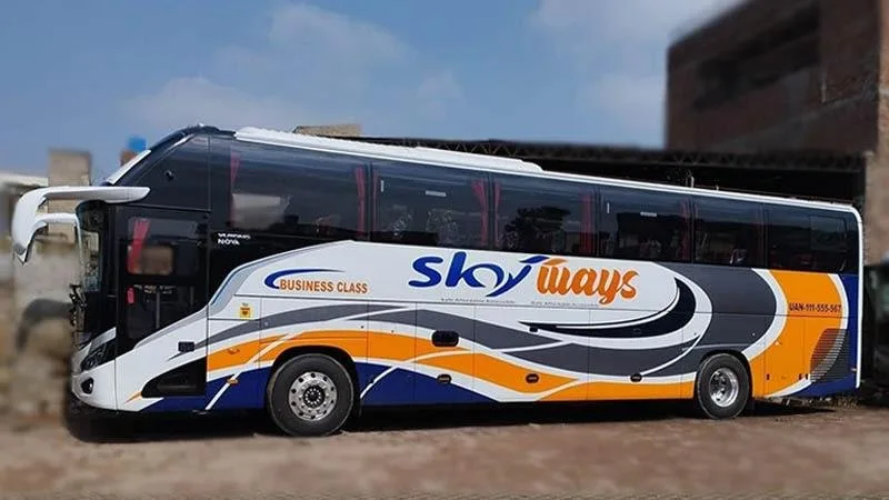 Skyways bus — photo 3