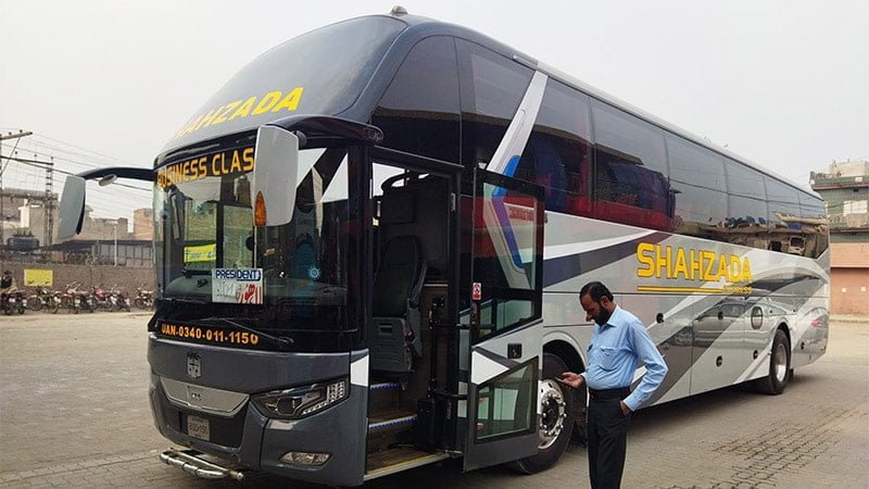 Shahzada Express shahzada express zhongtong luxury bus lahore to sadiqabad