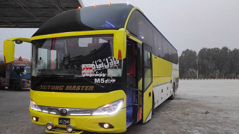 adil shah mianwali bus service new yutong luxury bus